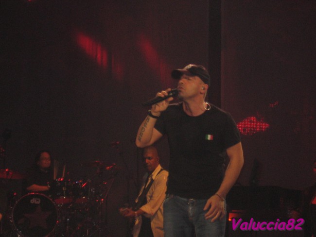 photo concerto EROS 28.04.2006_28.jpg